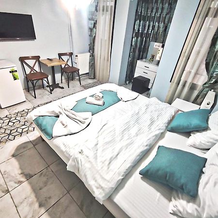 Taksim Rozenda Residence Hotel Istanbul Bagian luar foto