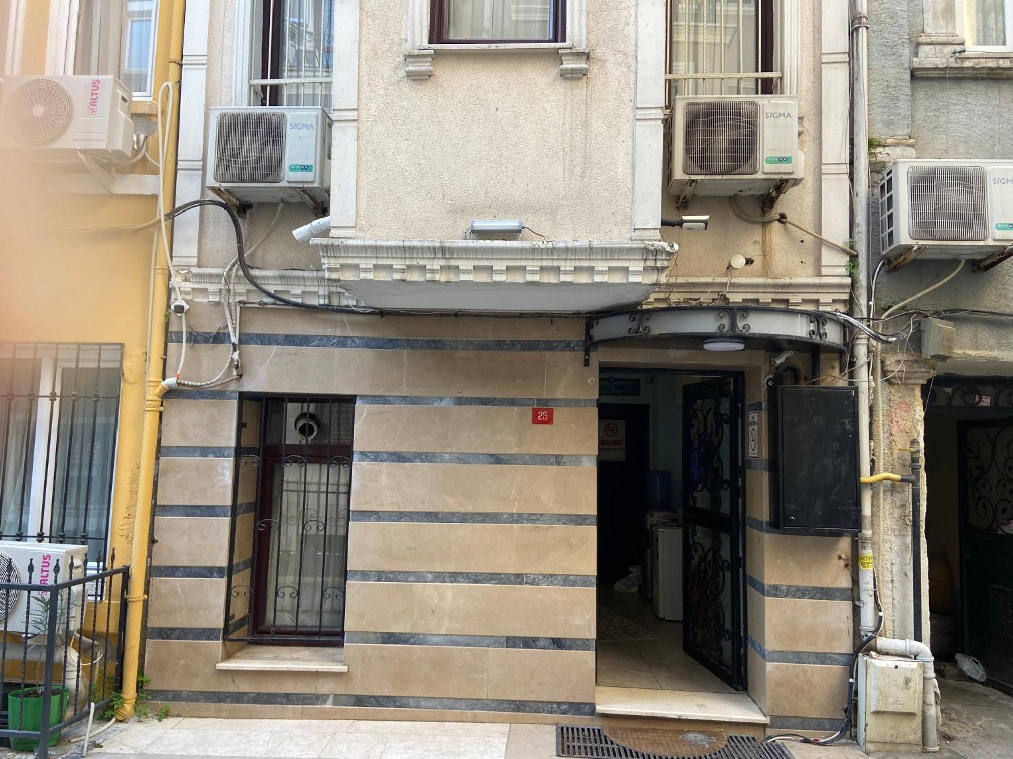 Taksim Rozenda Residence Hotel Istanbul Bagian luar foto