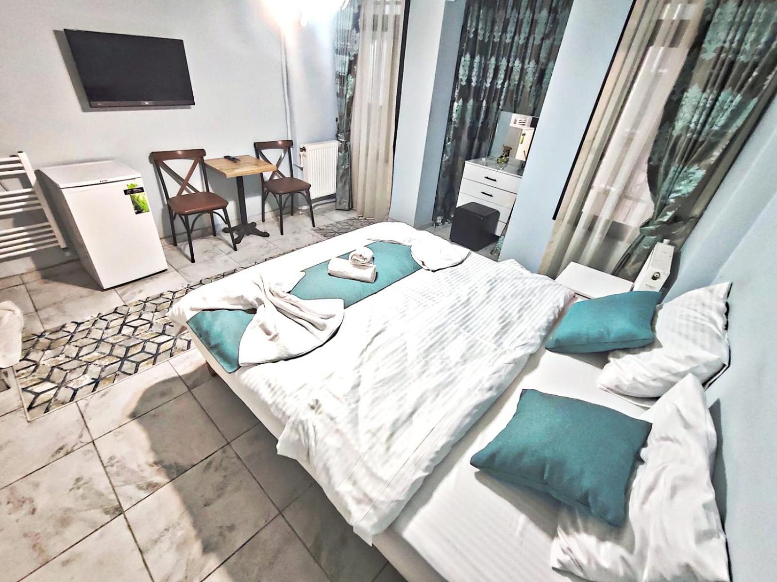 Taksim Rozenda Residence Hotel Istanbul Bagian luar foto
